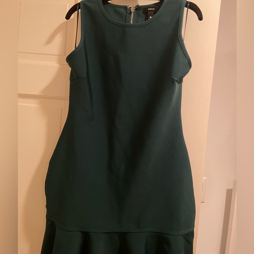 💚GREEN DRESS BY AQUA💚